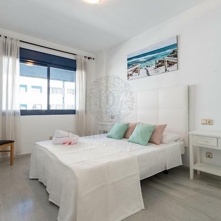 Vista Africa Beach Apartment By Dahlia Group เอสเตโปนา ภายนอก รูปภาพ